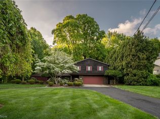 365 Barrington Ridge Rd, Painesville, OH 44077