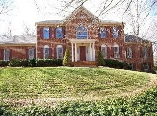 10190 Chinkapin Dr, Manassas, VA 20111