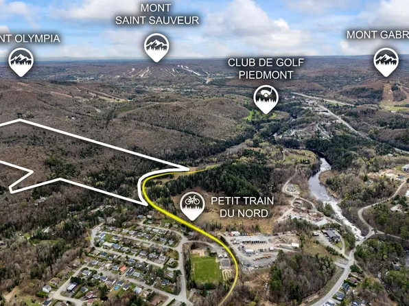 8 E Rang Sainte, Adale, QC J8A 2X6