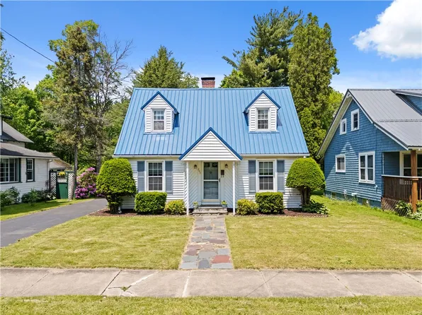 208 Groton Ave, Cortland, NY 13045