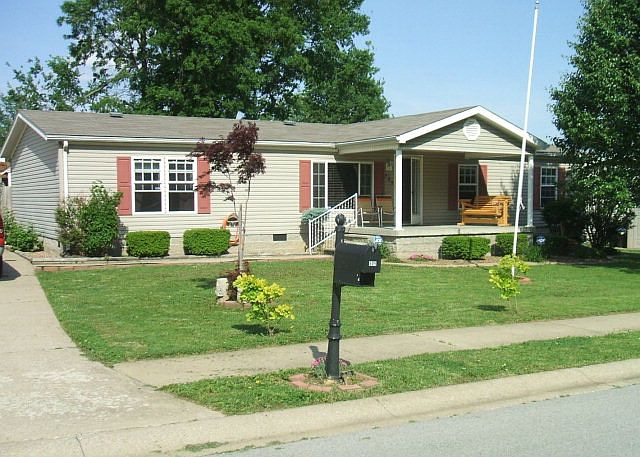 1st image of 909 Deer Haven Dr