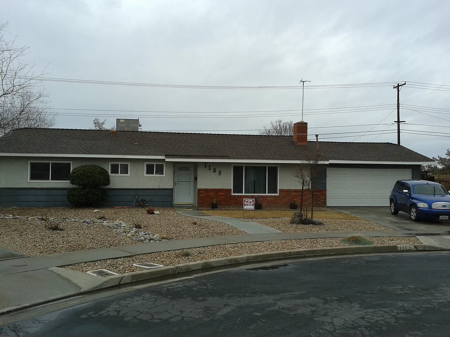 1105 Fernot Way photo 1