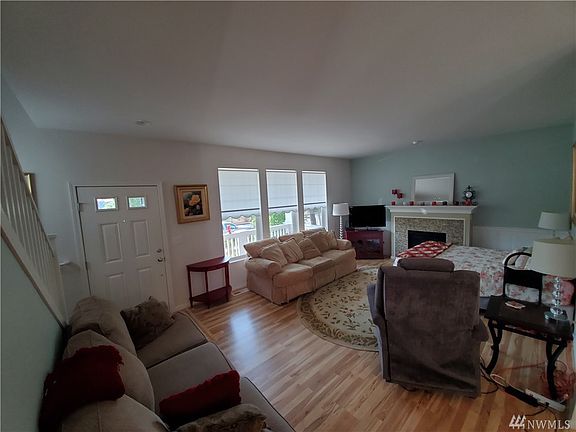 5th image of 8327 21st St NE