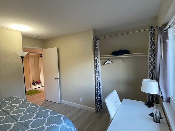 2nd image of 1446 Lexington Dr #3