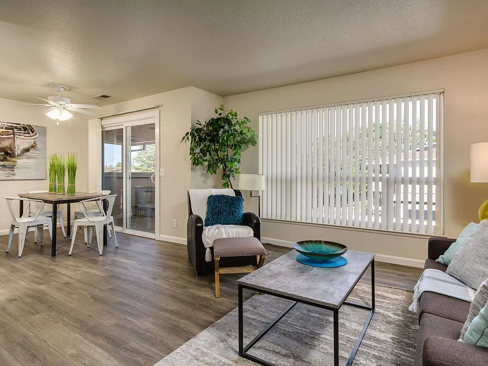 Chico Meadows Apartments