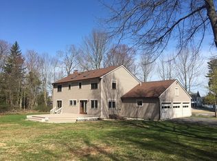 17 Lake Rd, Columbia, CT 06237