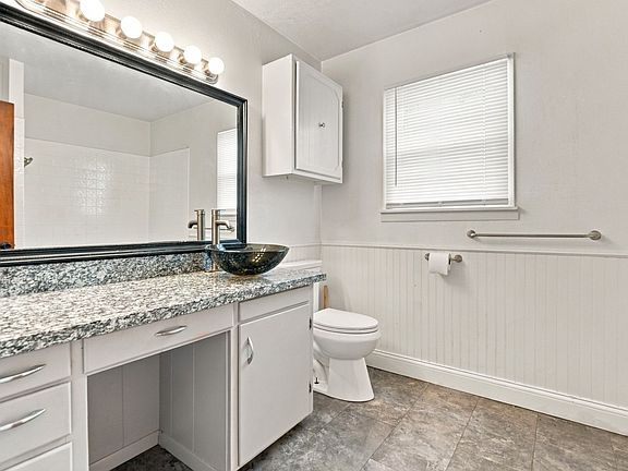 5th image of 3113 36th St