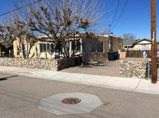 2203 Dora Ave NW, Albuquerque, NM 87104