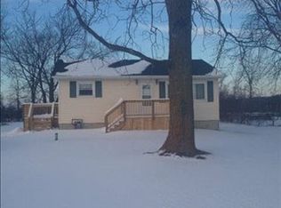 2440 W Stein Rd, La Salle, MI 48145