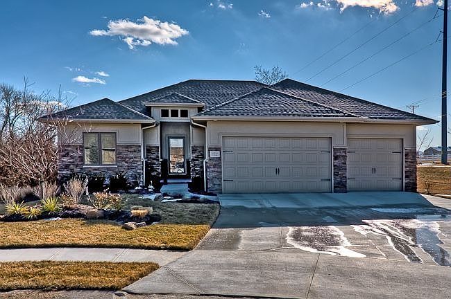 1st image of 10510 S 179th Ave