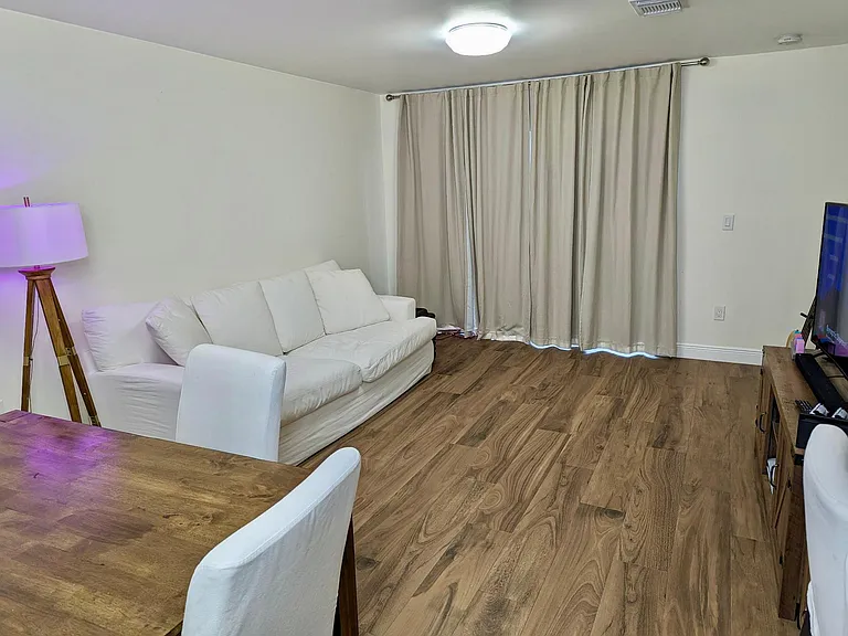 4728 114th Ave #203 — Photo 11