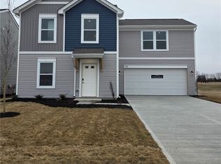 2924 Huntington Dr, Troy, OH 45373