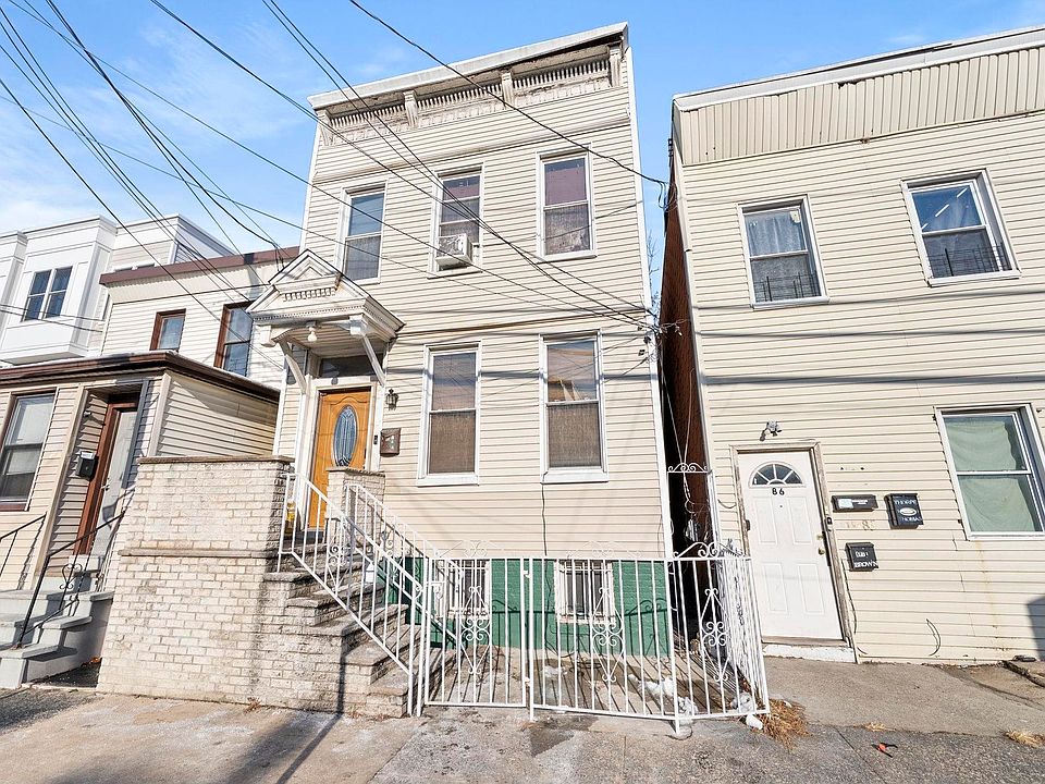 1st image of 88 Stegman St