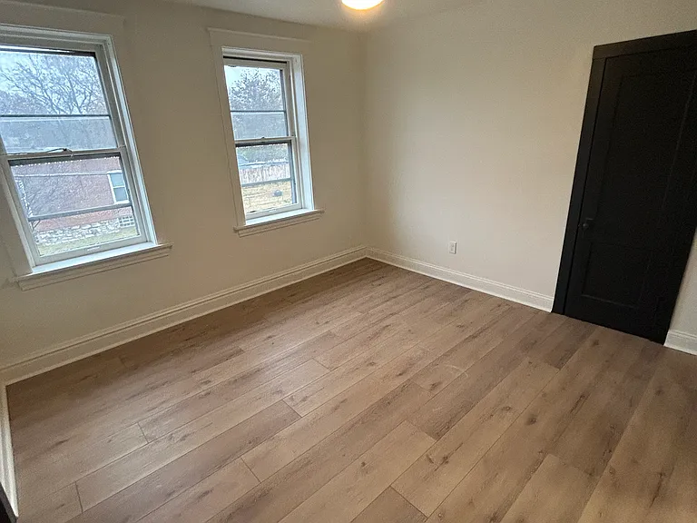 5402 Idaho Ave #2F — Photo 6