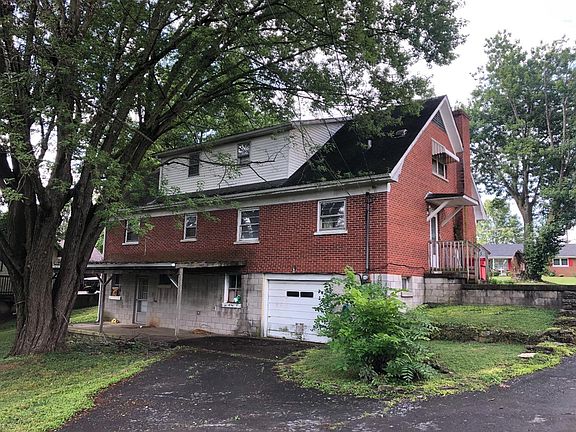 3rd image of 106 Fairway Dr