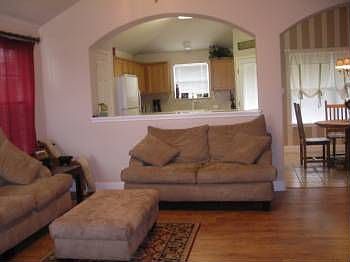 3rd image of 157 Ashwood S