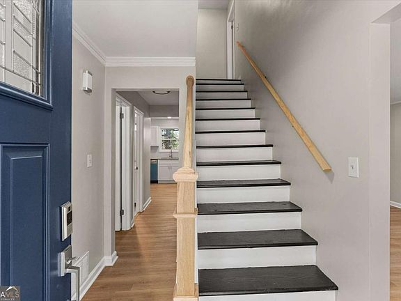 3rd image of 2116 Twin Falls Rd