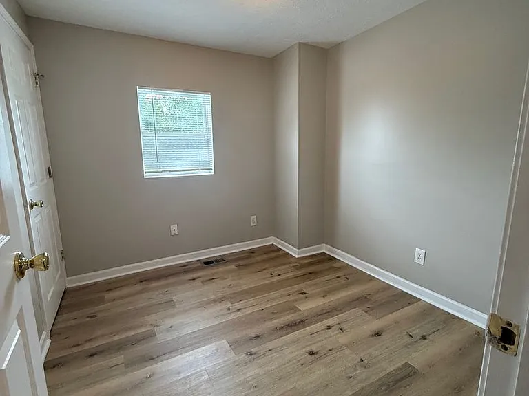 2018 Boyd Ave — Photo 14