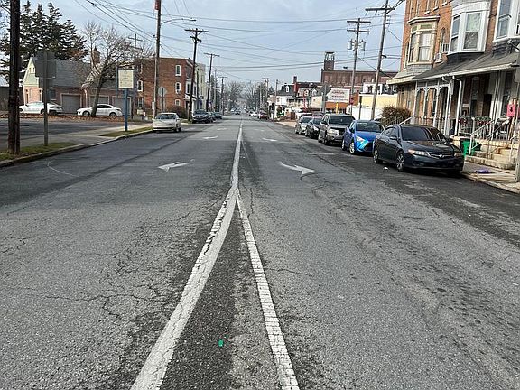 4th image of 19 Carlisle Ave