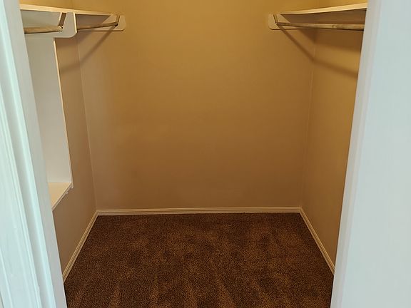 5th image of 1911 Cherry Stone St APT E