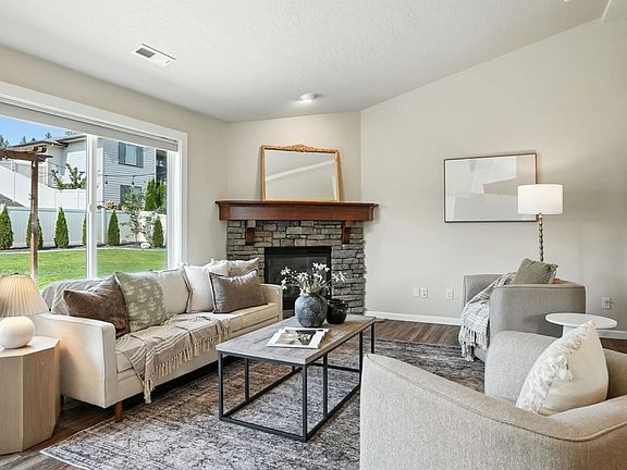 4th image of 5405 N Ainsworth Ln
