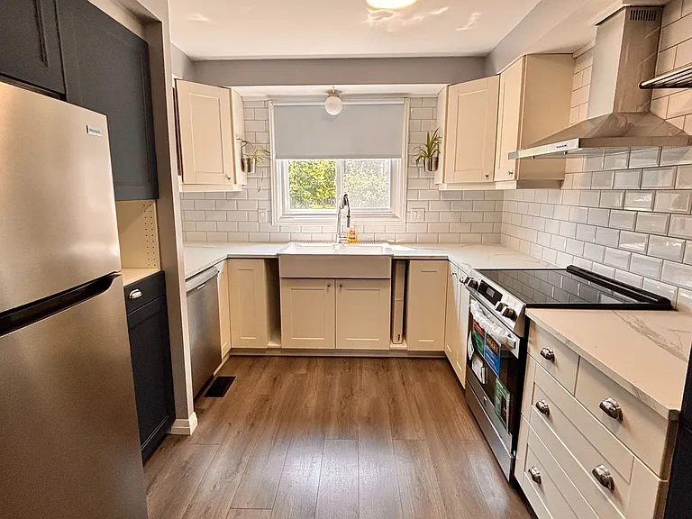 41 Nadia Pl #35 — Photo 3