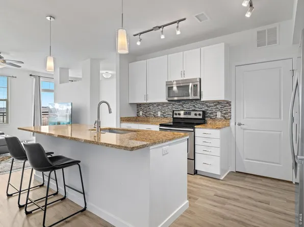 13598 Via Varra #409, Broomfield, CO 80020