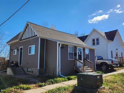 208 S 5th St, Marshalltown, IA, 50158