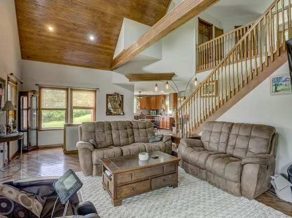 40 State Highway 3149, Butler, KY 41006