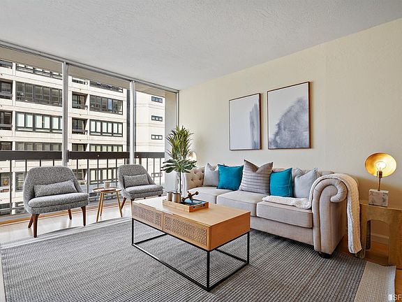 3rd image of 1998 Broadway St APT 902