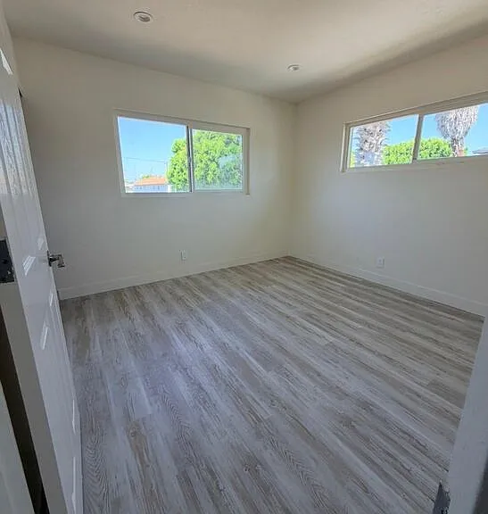 10218 Darby Ave #4 — Photo 6