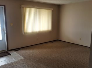 515 Hackberry St, Green River, WY 82935