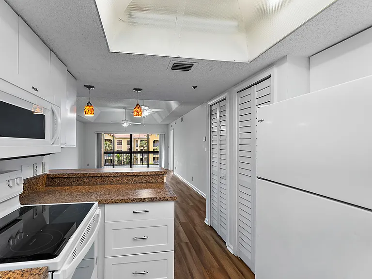 700 Uno Lago Dr #404 — Photo 55