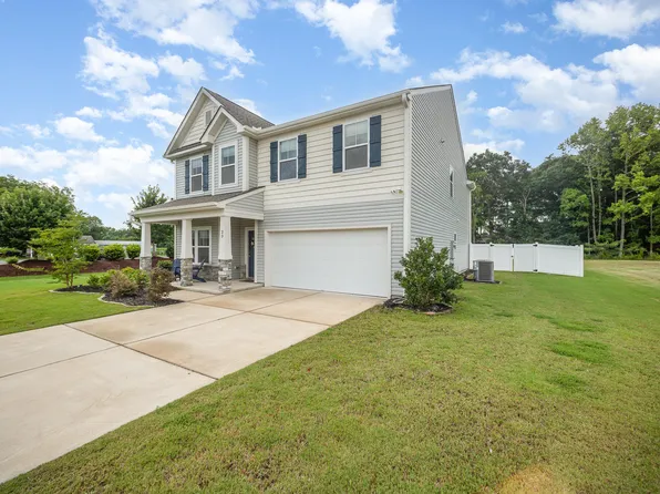 23 Walker Grove Ln, Lillington, NC 27546