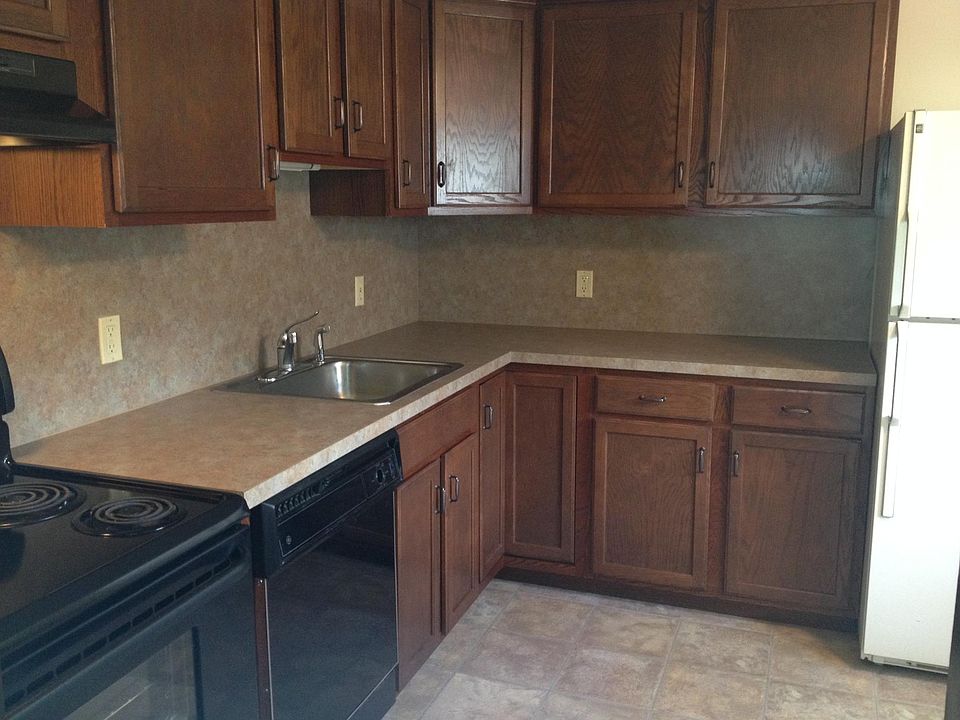 2nd image of 39 W Ettwein St
