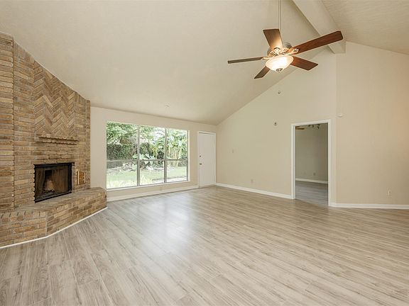 5th image of 2811 Pine Mills Dr