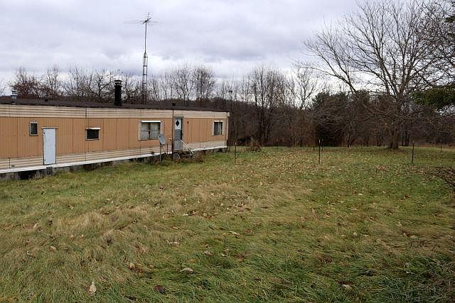 2nd image of 1540 Martinsburg Rd
