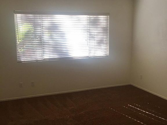 5th image of 617 Palmwood Ln