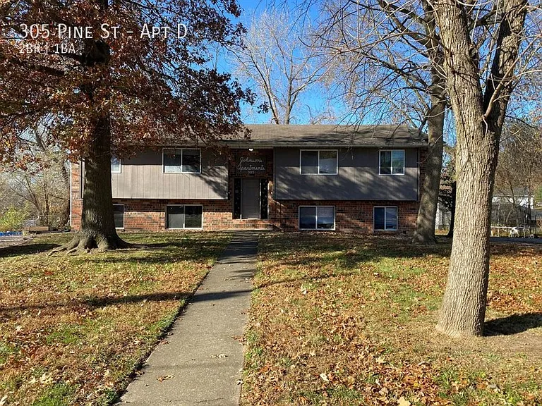 305 Pine St — Photo 22