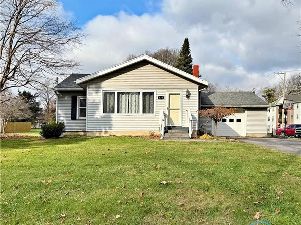 833 N Water St, Tiffin, OH 44883