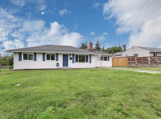 285 SE Quaker St, Oak Harbor, WA 98277