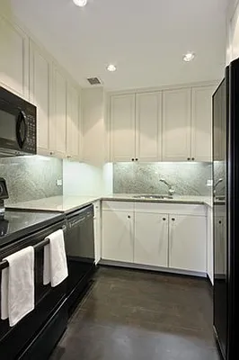 Sold by Corcoran | media 21