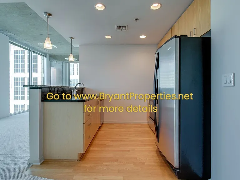 415 Church St #2402 — Photo 12