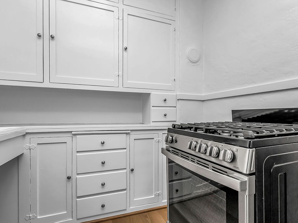 1st image of 140 Duboce Ave APT 202