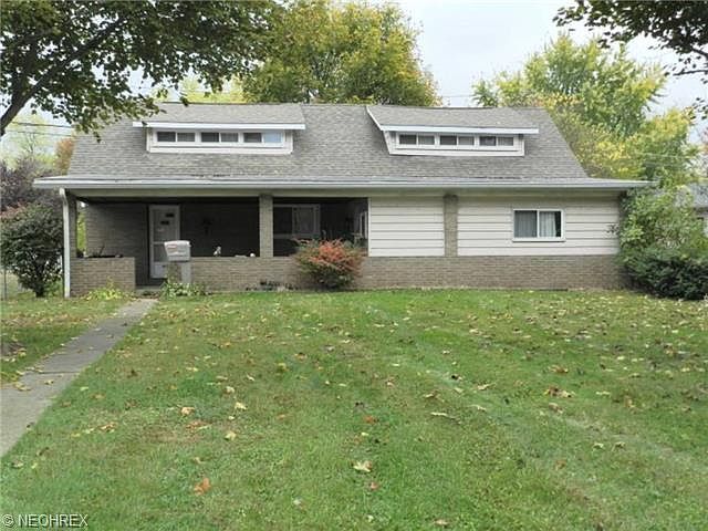 1st image of 419 Tuscarawas Ave NW
