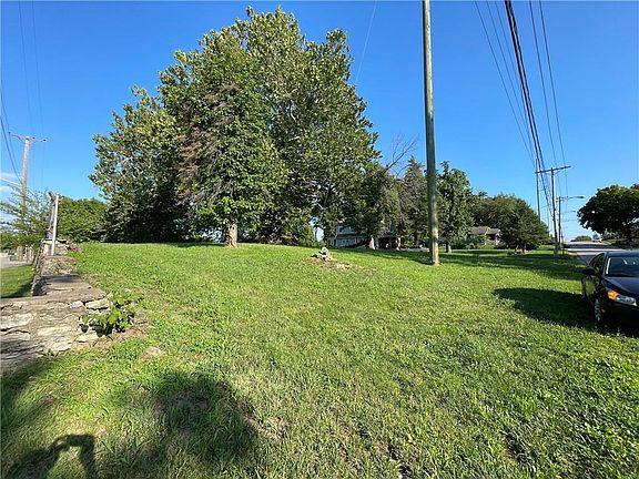 4th image of 3005 N 10th St