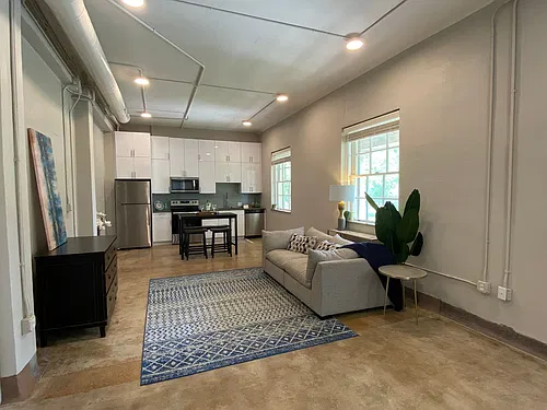 Floor plan 360-307