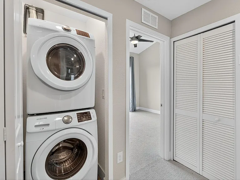 3266 Mangrove Point Dr — Photo 44