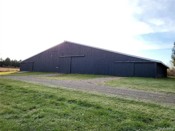 4320 W Oregon Rd, Lapeer, MI 48446