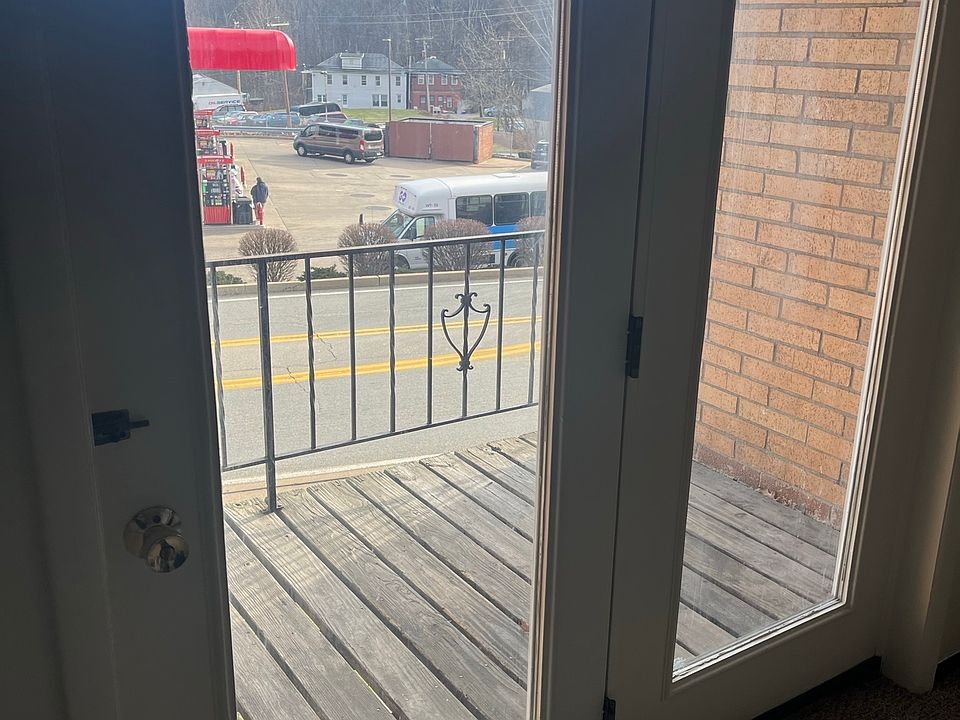 1st image of 306 Harvey Ave S #5